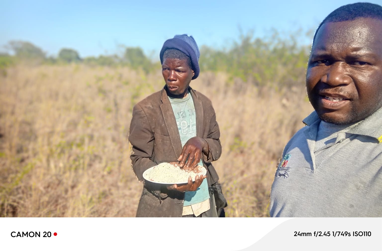 Imagem de Diplomata Civil Humanitário Capelão Amilcar Nhacudime em missão humanitária em Moçambique - Projeto Real Missão