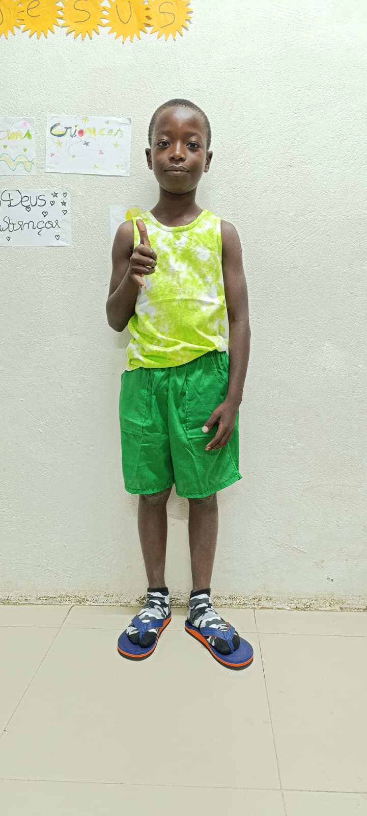 Imagem de Diplomata Civil Humanitário Capelão Amilcar Nhacudime em missão humanitária em Moçambique - Projeto Real Missão