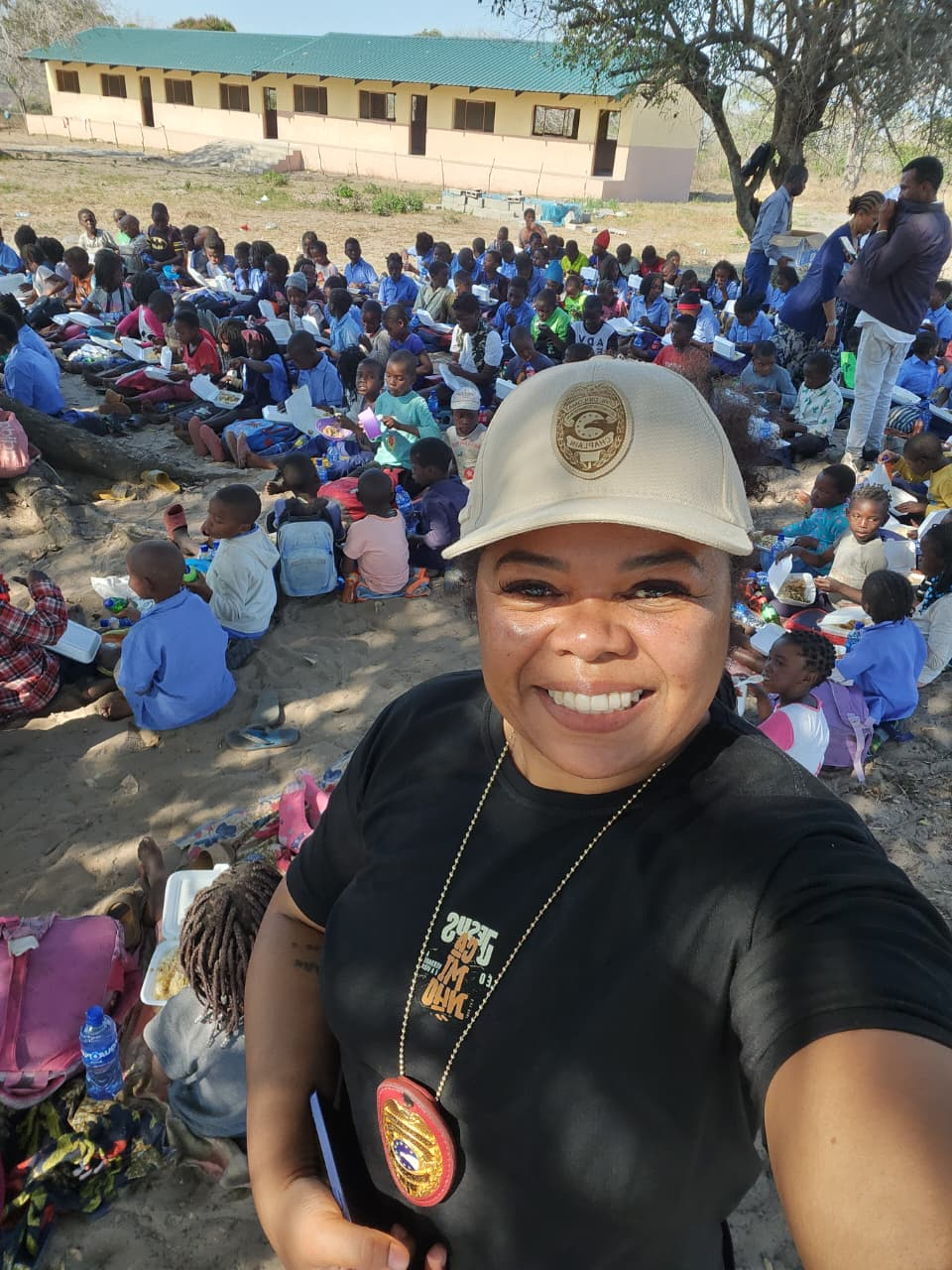 Image of Eliana Santos Jethro International an the First Collective Action of Civil Diplomats in Mozambique Maluana Maguenhe Primary School