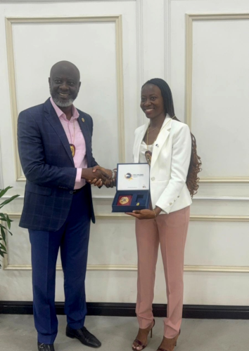 Image of Jethro International Civil Diplomats Daniel Barwani and Dra. Catarina Muianga cardiologist at Moçambique