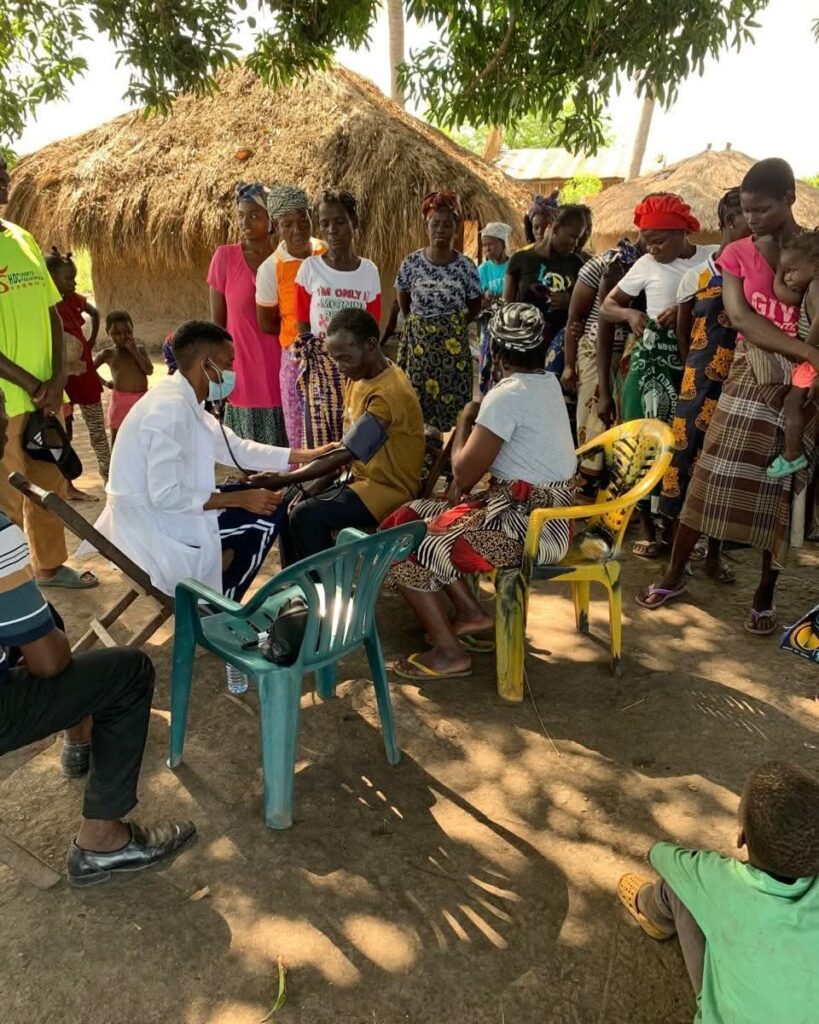Imagem de Feira de Saúdeção humanitária na Província de Sofala, Distrito de Marromeu, na Vila de Nhassaua