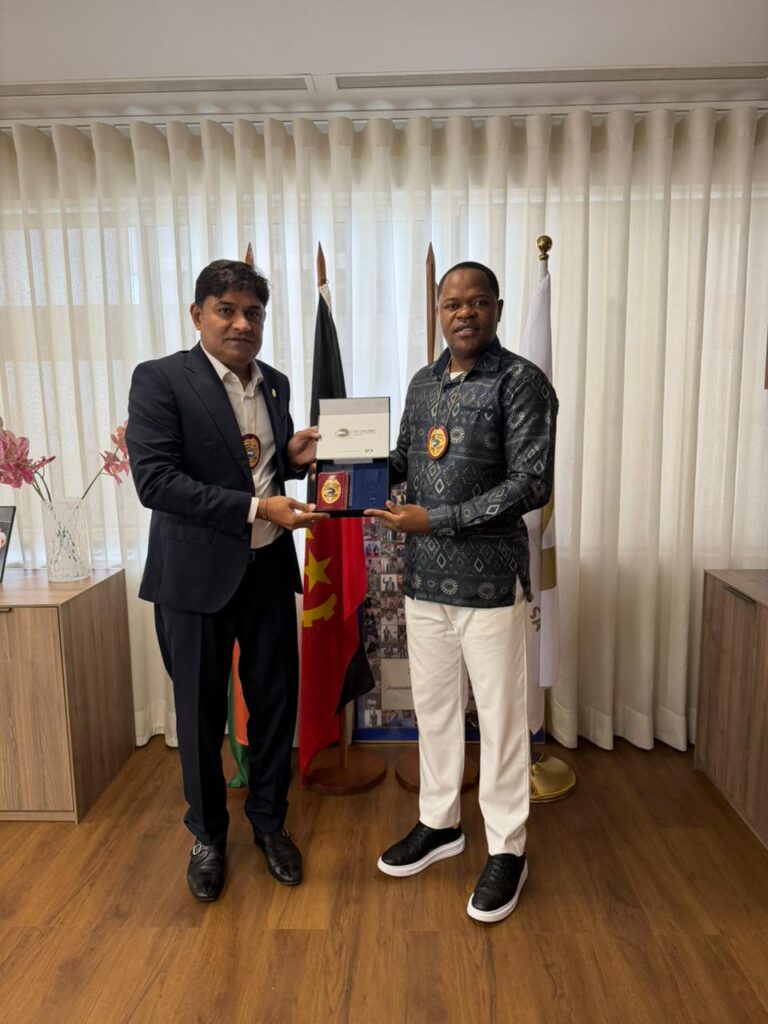 Nazim Charnia Diplomata Civil Humanitário com o Director de Angola Mário Jorge da Jethro International