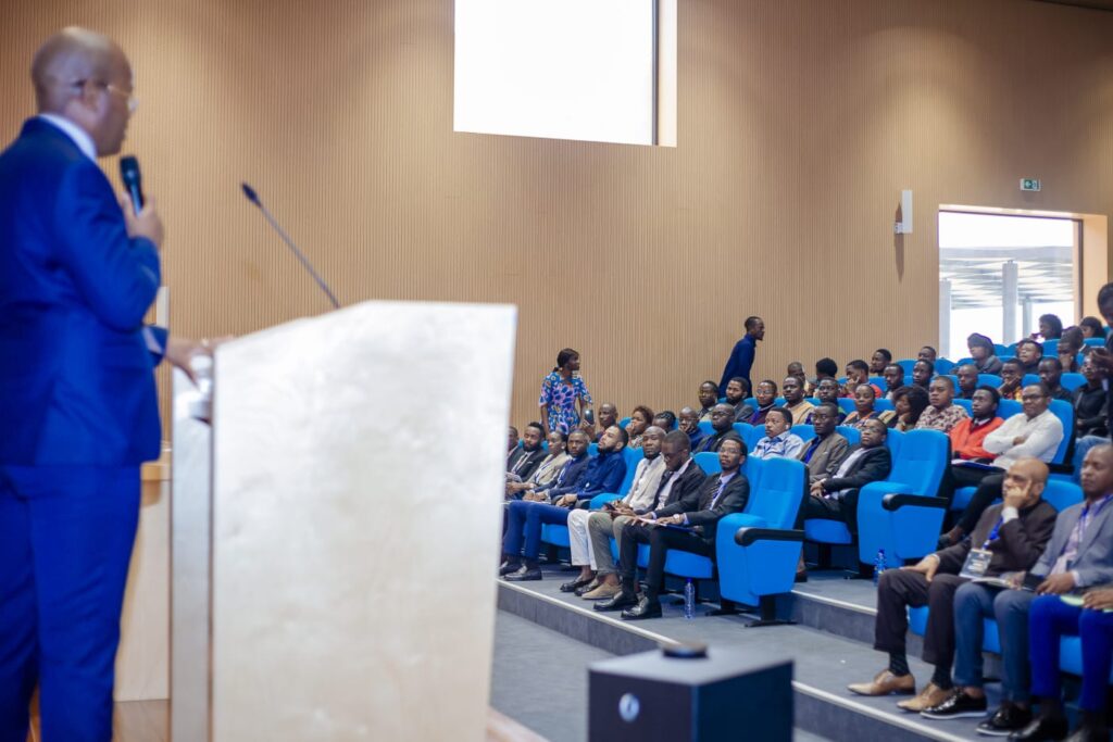 Cristiano Chizeca speaks at the Civil Diplomacy Conference at Lueji A’Nkonde University in Lunda Norte.